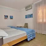 Residenza Canova Apartamento Lignano Sabbiadoro